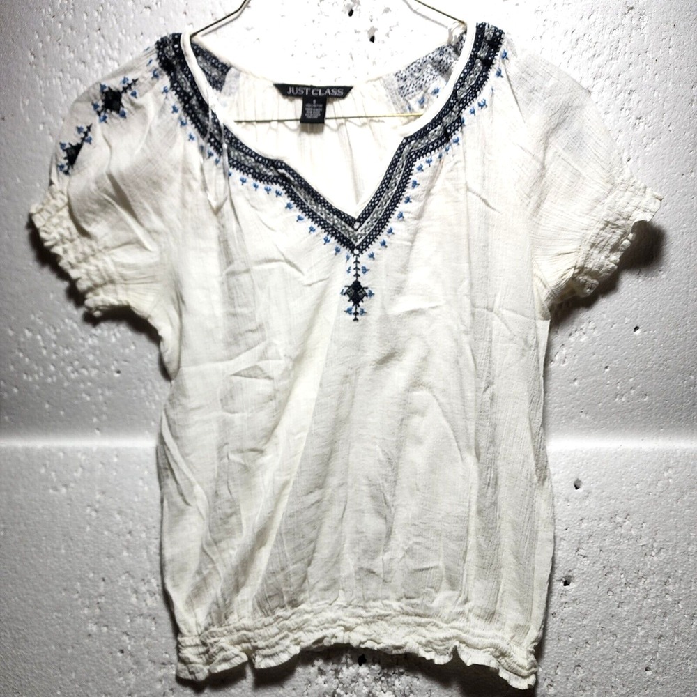 Just Class Top Womens Small Blouse V Neck Short Sleeve Embroidered Lining
